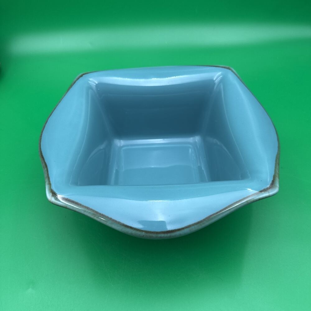 Southern Living At Home Robbins Egg Blue 9.5” Baker, Made In Brazil